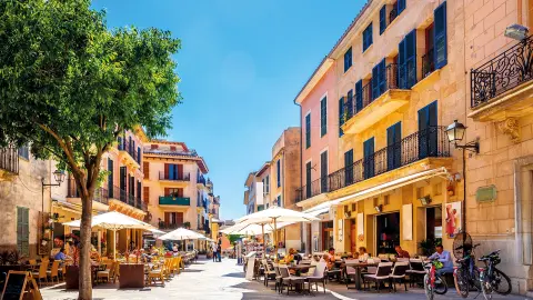 PMI115_Mallorca_fuer_alle_Sinne_content_1920x1080px_Altstadt-von-Alcudia-placeholder