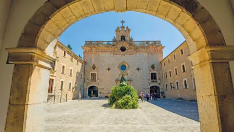 PMI115_Mallorca_fuer_alle_Sinne_content_1920x1080px_Kloster-placeholder