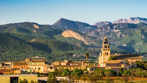 PMI122_Mallorca_unter_der_Herbstsonne_content_1920x1080px_Santa_Maria-placeholder