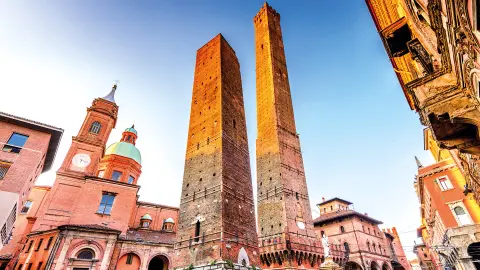 Geschlechtertürme in Bologna-placeholder