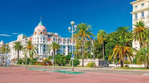 5342_rivera-mehr_Nizza-Promenade-des-Anglais-placeholder
