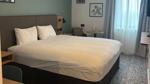 Holiday Inn Stevenage Zimmerbeispiel-placeholder