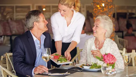 BCN113_Staedte-Erlebnis_Barcelona_content_1920x1080px_Halbpension_Plus-placeholder