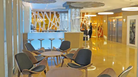 BCN113_Staedte-Erlebnis_Barcelona_content_1920x1080px_Evenia-Rossello_bar-placeholder