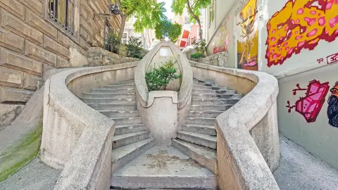 6869-70_Städte-Erlebnis-Istanbul_Camondo-Treppe-placeholder