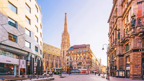 Innenstadt von Wien mit Stephansdom-placeholder