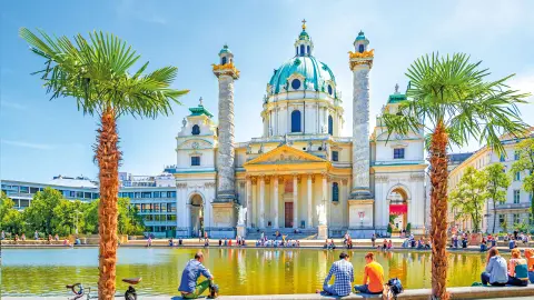 Prächtige Karlskirche in Wien-placeholder