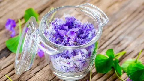 Sissis Lieblingsnascherei, kandierte Veilche-placeholder