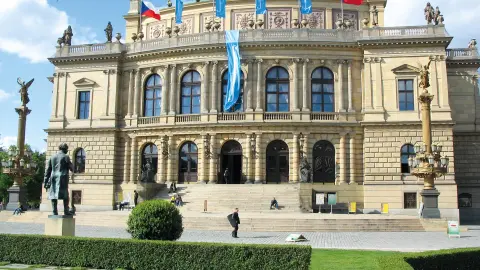 5520_Staedte-Erlebnis-Prag25_Prager_Konzertsaal-placeholder