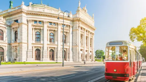 Wiener Ringstraße mit Burgtheater-placeholder