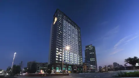 ICN113-114_7094-95_Südkorea_1920x1080px_Busan_Crown-Harbor-Hotel_Aussen-placeholder