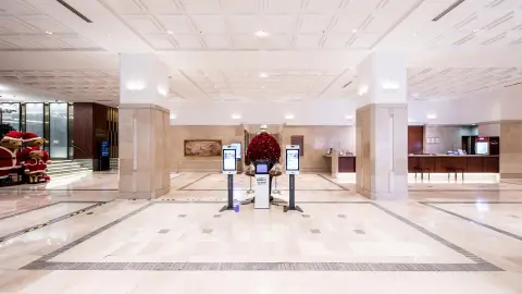 ICN113-114_7094-95_Südkorea_1920x1080px_hotelname_Lobby-placeholder