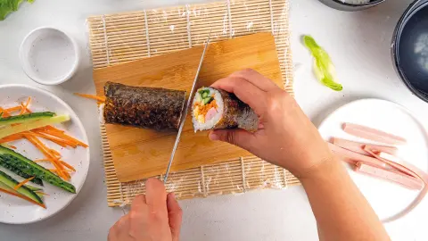 ICN113-114_7094-95_Südkorea_Kimbap-1-placeholder
