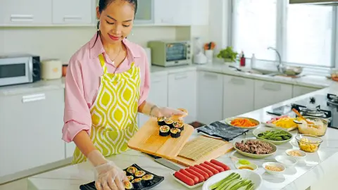 ICN113-114_7094-95_Südkorea_Kimbap-placeholder