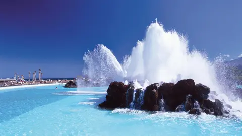TFS112_7260-61_Teneriffa - unser Sonnenhitcontent_1920x1080px_Lago-Martiánez-Puerto-de-la-Cruz_bea-placeholder