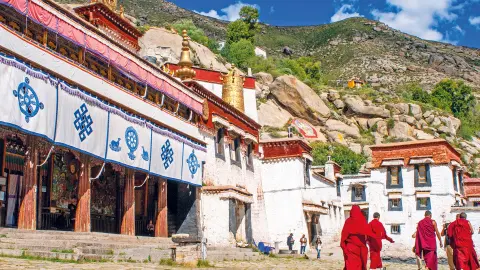 TFU111-112_7282-7283_Tibet-25-26_content_1920x1080px_Sera-Kloster-placeholder