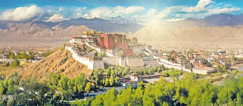 TFU111-112_7282-7283_Tibet-25-26_hauptbild_Slider_1262x550px_Titel-placeholder