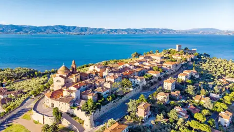 6834-Umbrien-&-Marken_content_1920x1080px_Castiglione-del-Lago-1-placeholder
