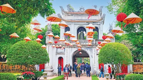5280-81_Vietnam-Kambotscha_content_1920x1080px_Literaturtempel-in-Hanoi-placeholder
