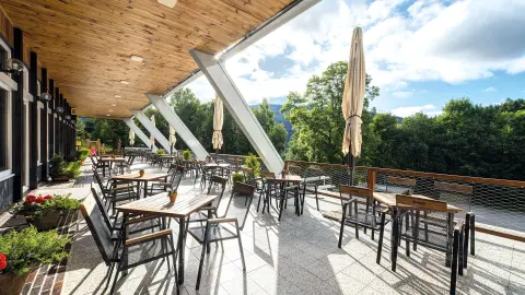 Pinia Hotel & Resort, Terrasse-placeholder