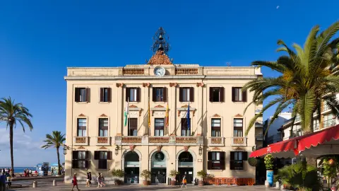 BCN114_Wanderreise_Costa_Brava_Rathaus_lloret-placeholder