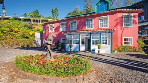 FNC113_Wandern-Madeira_content_1920x1080px_Hotel-Quinta-do-Monte_aussen-placeholder
