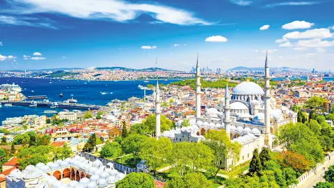 Süleymaniye-Moschee und Blick über den Bosporus-placeholder