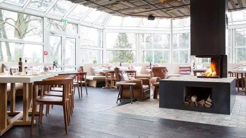 Restaurant innen im Hotel Park Inn by Radisson Lübeck-placeholder