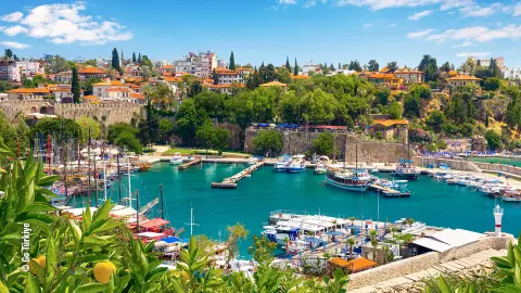 AYT111_7277-80_Wohlfuehlen_tuerkischen-Riviera_content_1920x1080px_ausflug_antalyaHafen_WKZ_neu-placeholder