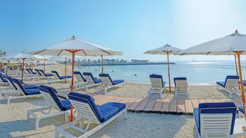 MCT114_115_7253+7254_Wunderstaedte-&-Wuestenzauber_25_content_1920x1080px_Solymar_Hotel_Strand-placeholder