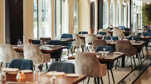 MCT114_115_7253+7254_Wunderstaedte & Wuestenzauber_Solymar-Hotel24-placeholder