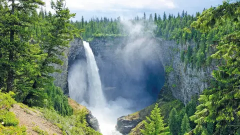 YYC111_Traummhaftes_Kanada_content_1920x1080px_Helmcken-Wasserfall-placeholder
