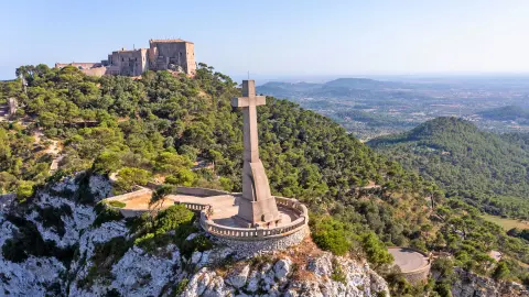 PMI111_zauberhafte-Mandebluete-Mallorca_content_1920x1080px_Santuari-de-Sant-Salvador-placeholder