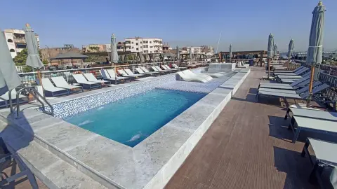 MS Le Fayan Nile Cruise, Pool-placeholder